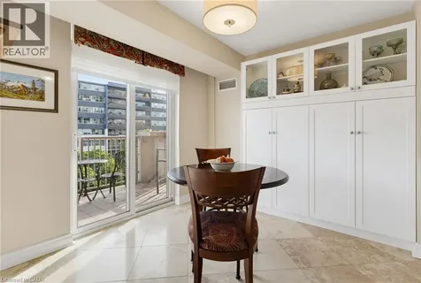442 Maple Avenue Burlington ON L7S 2L7