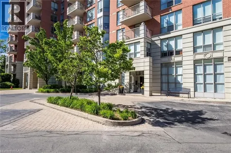 442 Maple Avenue Burlington ON L7S 2L7