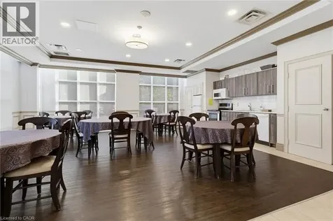 442 Maple Avenue Burlington ON L7S 2L7