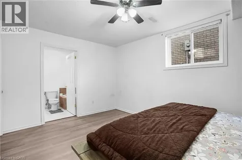 8 Bradley Lane Brantford ON N3T 6R5