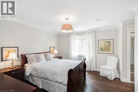 178 Valmont Court Ancaster ON L9G 5A1