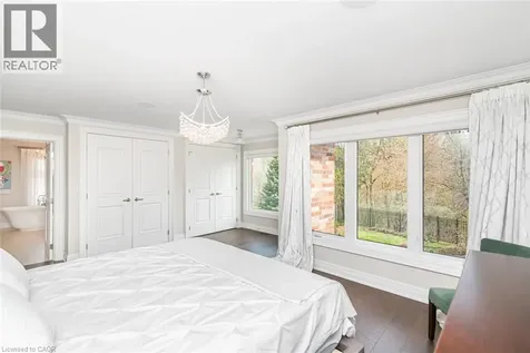 178 Valmont Court Ancaster ON L9G 5A1