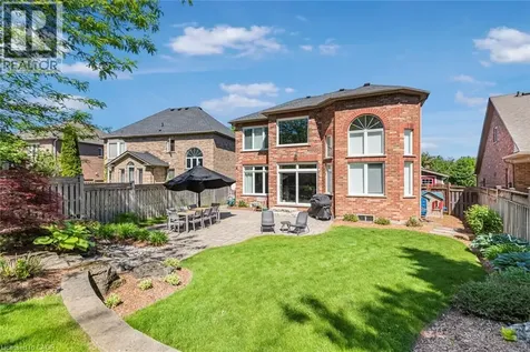 178 Valmont Court Ancaster ON L9G 5A1