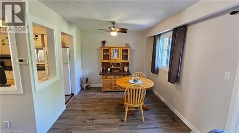 4 Parkside Drive Paris ON N3L 3S7