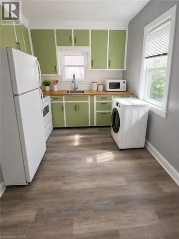 36 Brighton Avenue St. Catharines ON L2M 5S7