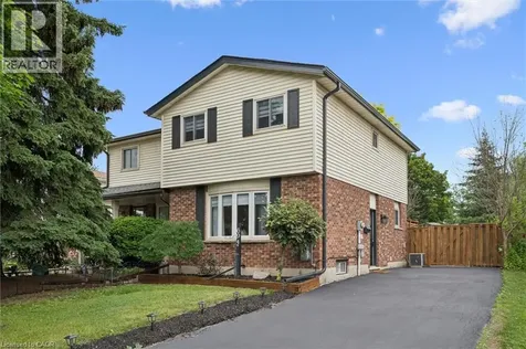 694 Highpoint Avenue Waterloo ON N2V 1G9