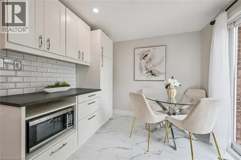 694 Highpoint Avenue Waterloo ON N2V 1G9