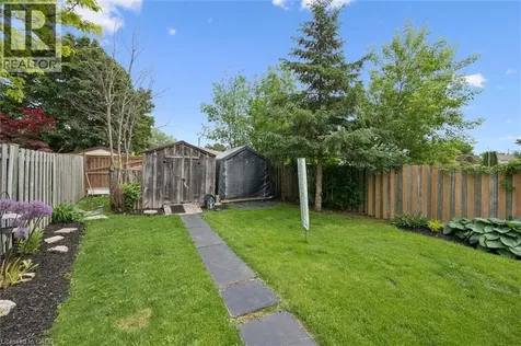 694 Highpoint Avenue Waterloo ON N2V 1G9