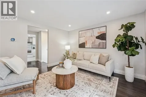 694 Highpoint Avenue Waterloo ON N2V 1G9