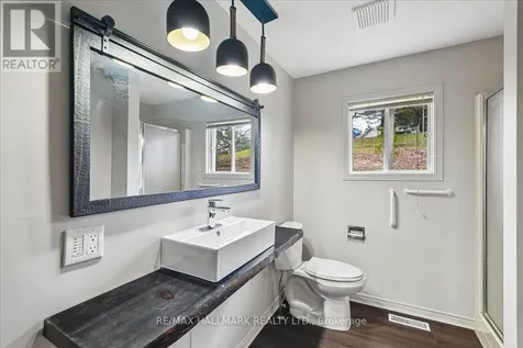 9 Pinetree Court New Tecumseth ON L0G 1W0