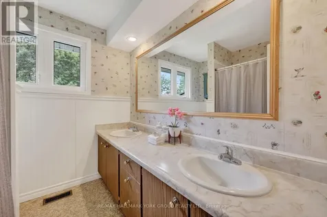 49 Orma Drive Orillia ON L3V 4J7