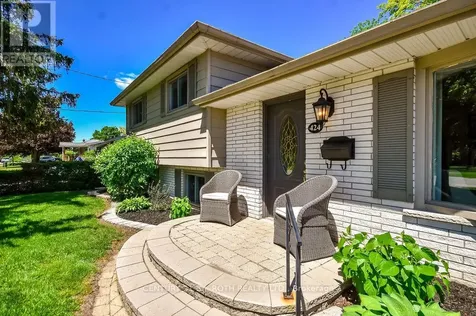 424 Jamieson Drive Orillia ON L3V 4Y5