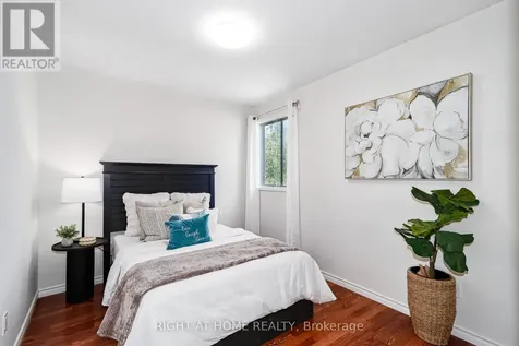 1059 Glen Mhor Crescent Midland ON L4R 4P5