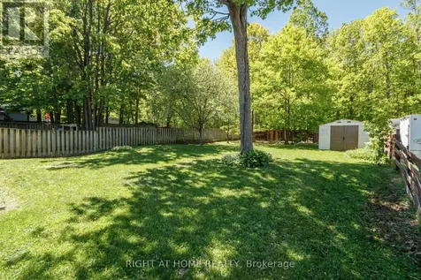 1059 Glen Mhor Crescent Midland ON L4R 4P5