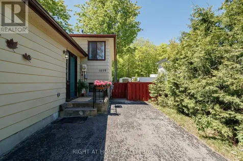 1059 Glen Mhor Crescent Midland ON L4R 4P5