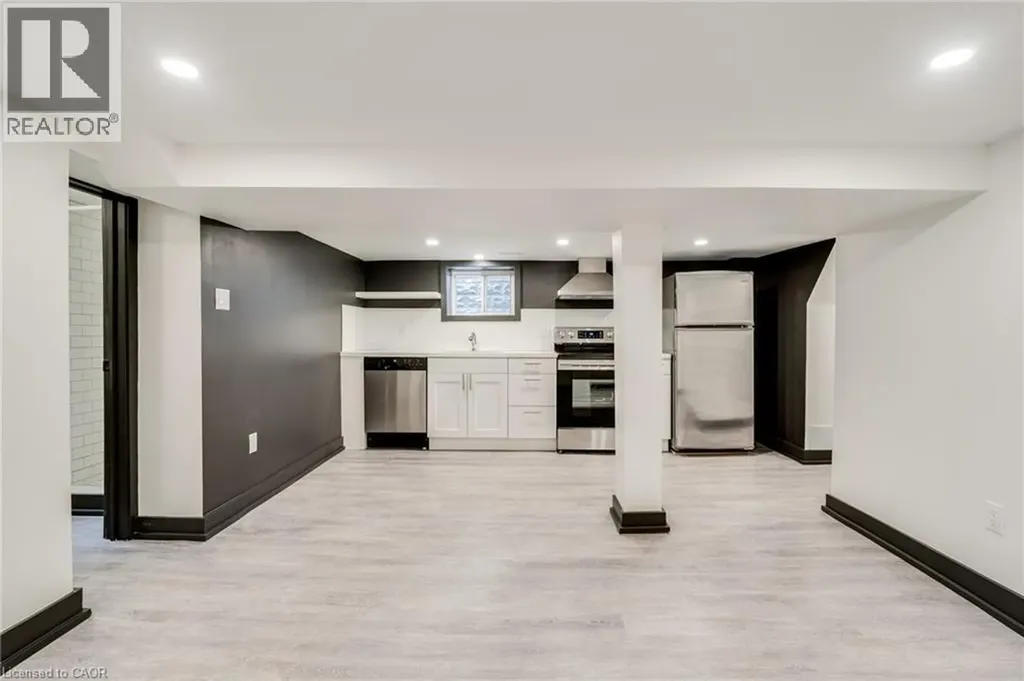 183 Maplewood Avenue Hamilton ON L8M 1X6