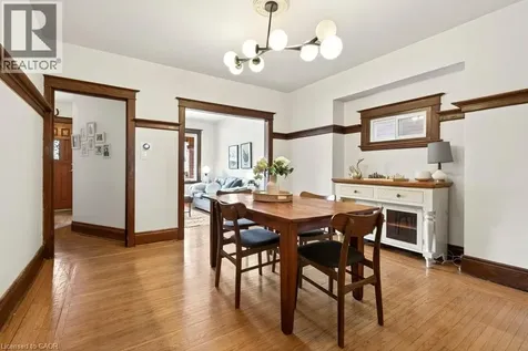 151 Connaught Avenue North Hamilton ON L8L 6Z4