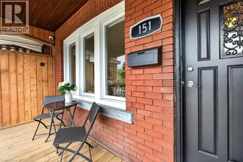 151 Connaught Avenue North Hamilton ON L8L 6Z4