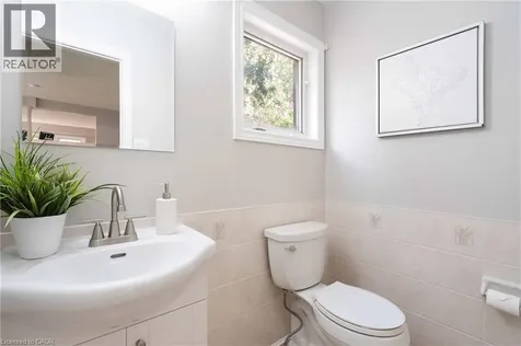 2425 Nichols Drive Oakville ON L6H 6T2