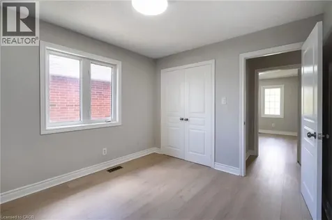 2425 Nichols Drive Oakville ON L6H 6T2