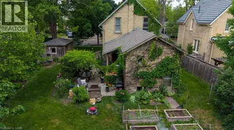 31 John Street East Waterloo ON N2J 1E6