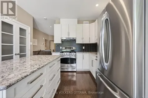 260 Bulrush Crescent Ottawa ON K1T 0E5