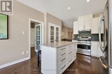 260 Bulrush Crescent Ottawa ON K1T 0E5