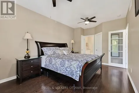 260 Bulrush Crescent Ottawa ON K1T 0E5