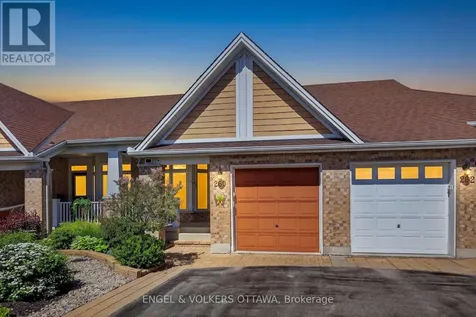 260 Bulrush Crescent Ottawa ON K1T 0E5