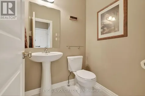 260 Bulrush Crescent Ottawa ON K1T 0E5