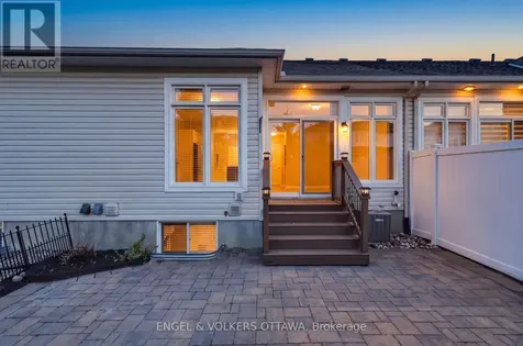 260 Bulrush Crescent Ottawa ON K1T 0E5