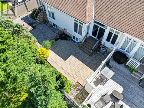 260 Bulrush Crescent Ottawa ON K1T 0E5