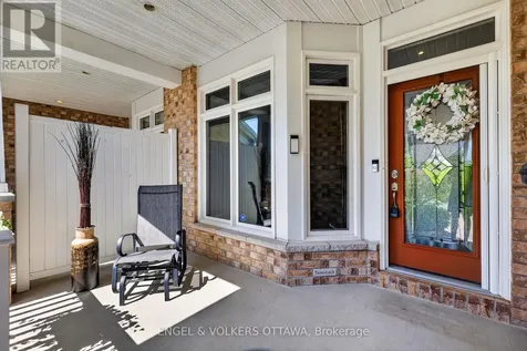260 Bulrush Crescent Ottawa ON K1T 0E5