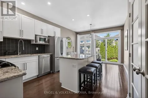 260 Bulrush Crescent Ottawa ON K1T 0E5