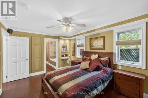 2128 Benjamin Avenue Ottawa ON K2A 1P4