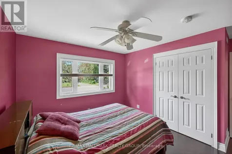2128 Benjamin Avenue Ottawa ON K2A 1P4