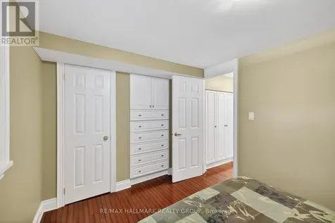 2128 Benjamin Avenue Ottawa ON K2A 1P4