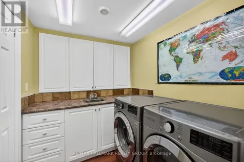 2128 Benjamin Avenue Ottawa ON K2A 1P4
