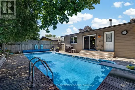 2128 Benjamin Avenue Ottawa ON K2A 1P4