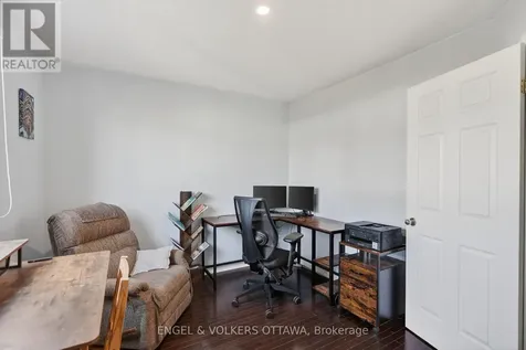 1033 Como Crescent Ottawa ON K4A 3Z5