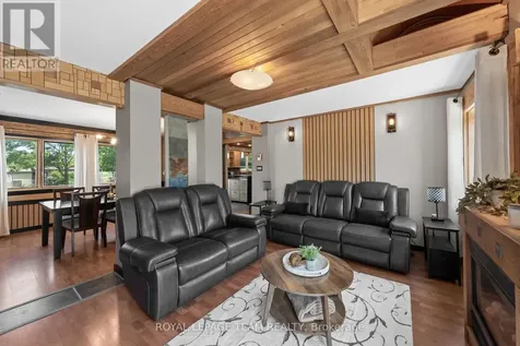 1386 Randall Avenue Ottawa ON K1H 7R3