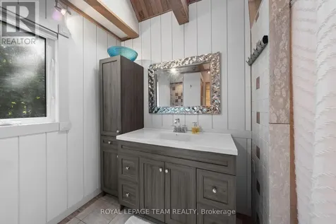 1386 Randall Avenue Ottawa ON K1H 7R3