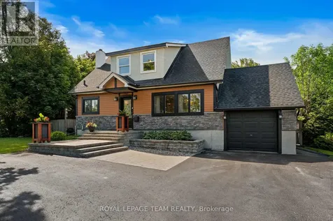 1386 Randall Avenue Ottawa ON K1H 7R3