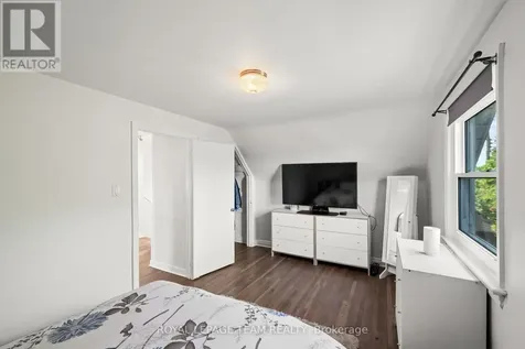 1386 Randall Avenue Ottawa ON K1H 7R3