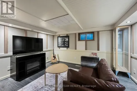 1386 Randall Avenue Ottawa ON K1H 7R3