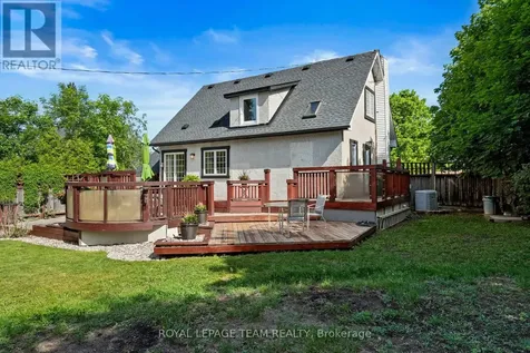 1386 Randall Avenue Ottawa ON K1H 7R3