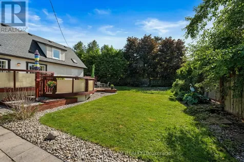 1386 Randall Avenue Ottawa ON K1H 7R3