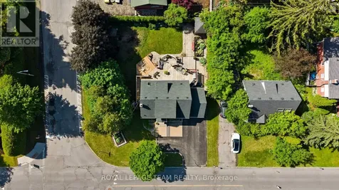 1386 Randall Avenue Ottawa ON K1H 7R3