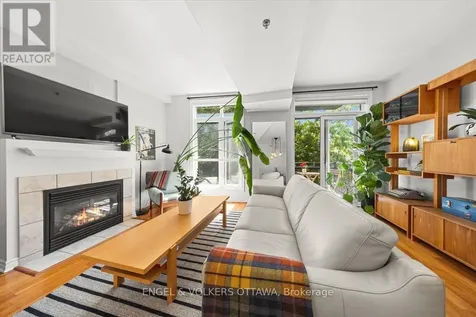 6 Grove Avenue Ottawa ON K1S 3A6