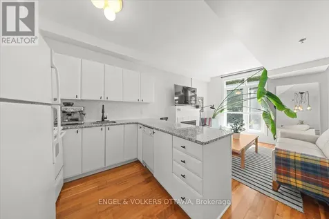 6 Grove Avenue Ottawa ON K1S 3A6